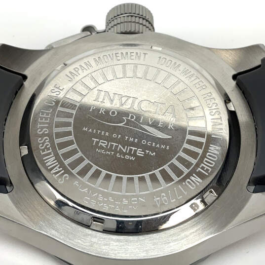 Designer Invicta Silver-Tone Adjustable Strap Round Dial Wristwatch W/ Box image number 4