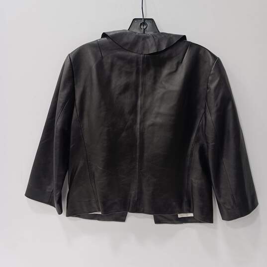 The Wrights Women's Black Leather Blazer Jacket Size 10 image number 2
