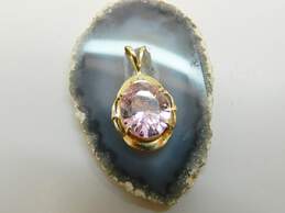 14K Gold Pink Cubic Zirconia Scalloped Oval Pendant 2.8g