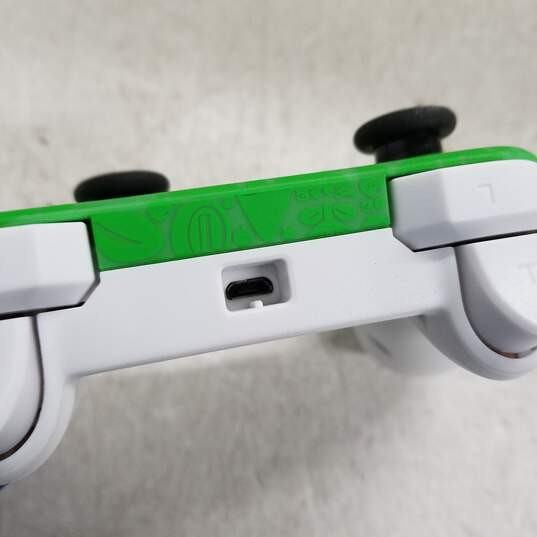 PowerA Switch Yoshi Controller Untested image number 4