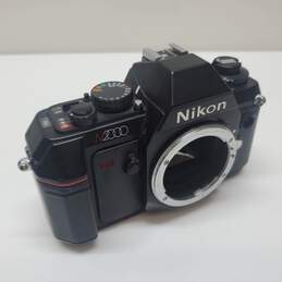 Nikon N2000 35mm Film SLR Black Camera Body without Lens For Parts/Repair alternative image