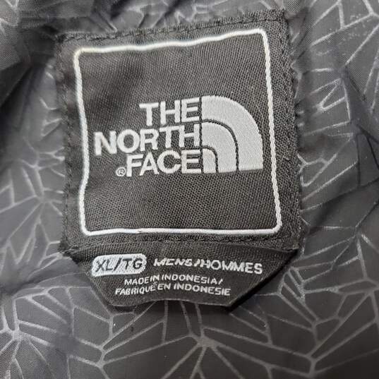 The North Face Black Full Zip Puffer Jacket Men's XL image number 2