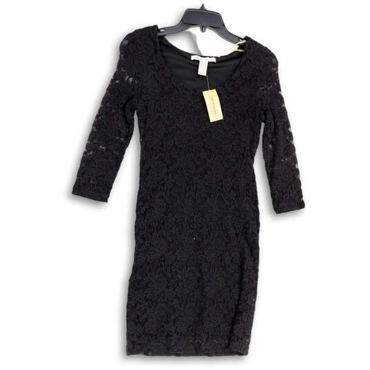 NWT Womens Black Lace Floral 3/4 Sleeve Round Neck Shift Dress Size XS image number 1