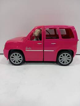 Mattel Barbie Pink Ultimate Expandable Cadillac Limo & Doll alternative image