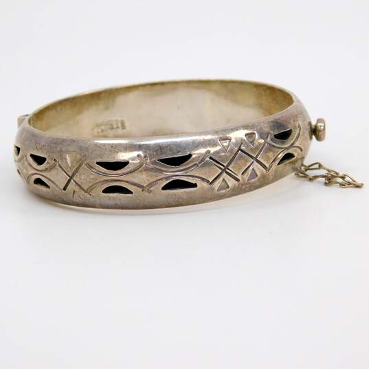 Vintage Taxco Sterling Silver Etched Cut Out Bangle Bracelet w/ Safety Chain 41.7g image number 5