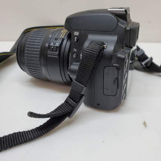Nikon D40 6.1MP Digital SLR Camera w/ 18-55mm f3.5-5.6G II Zoom Lens image number 5