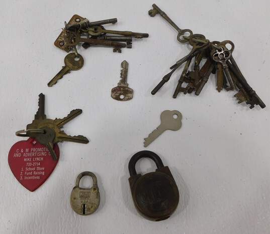 Vintage Keys Skeleton Locks And more image number 1