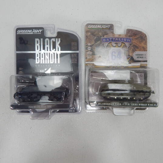 Greenlight Collectibles 1/64 Diecast Black Label And Battalion 64 M4 Sherman Tanks New In Box image number 1