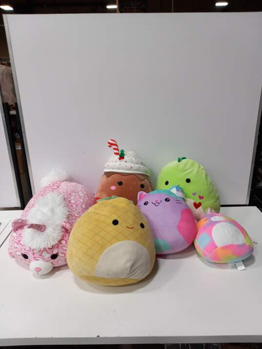 Bundle of 6 Squishmellows image number 1