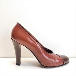 Yves Saint Laurent Women's Brown Leather Cap Toe Pumps Size 5.5 alternative image
