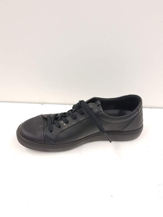 ECCO Women's Black Soft Classic Leather Sneakers Size 8-8.5 image number 1