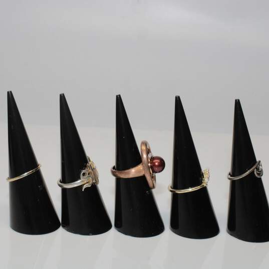 Assortment of 5 Sterling Silver, Vermeil, & Rose Gold Plated Rings (Sizes 4 - 7) - 15.0g image number 2