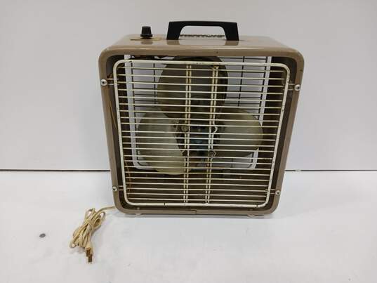 Vintage Catalina Wired Electric Portable Box Fan image number 2