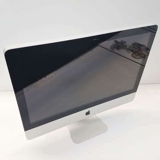 Apple iMac All-in-One (A1311) 21.5-inch 500GB - Wiped - image number 2