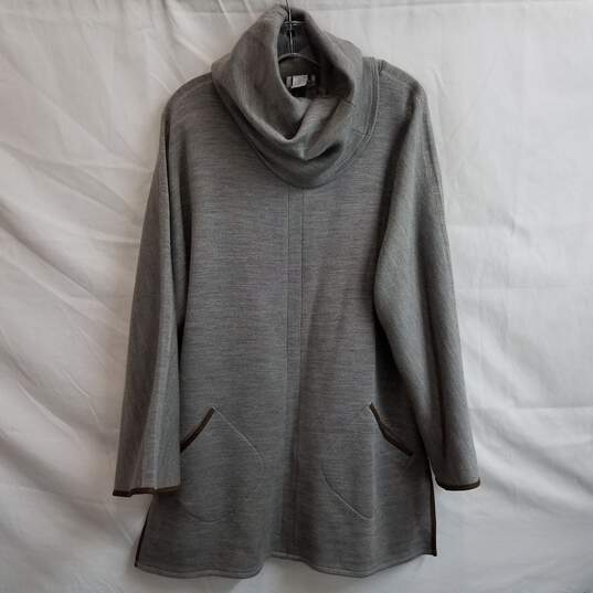 Gray funnel turtleneck pullover sweater women's L image number 1
