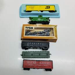 Vintage Tyco diecast toy boxcar trains lot