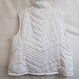 White fleece lined puffer zip vest women's 3X plus nwt alternative image
