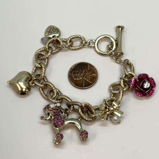 Designer Betsey Johnson Gold-Tone Link Chain Toggle Clasp Charm Bracelet image number 3