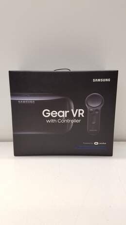 Samsung Gear VR with Controller SM-R325 Virtual Reality