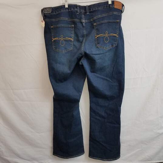 Lucky Brand dark wash flare jeans women's 24 plus image number 2