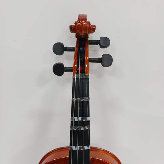Beginners 1/4 Violin w/Case image number 3