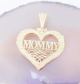 14k Yellow Gold Mommy Heart Etched Pendant 1.5g