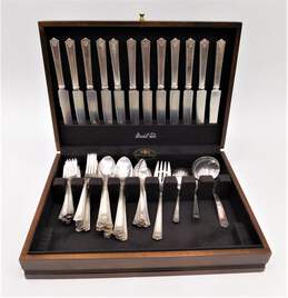 68 Pc 1922 Homestead WM Rogers Flatware Set With Case