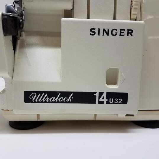 Singer Ultralock Serger  14U32A image number 3