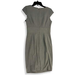 Womens Gray Pleated Cap Sleeve Back Zip Knee Length Sheath Dress Size 4 alternative image