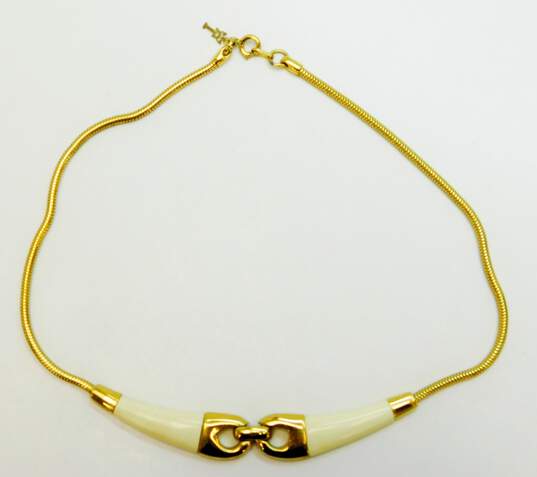 Vintage Crown Trifari Gold Tone & Cream Modernist Pendant Necklace 18.5g image number 2
