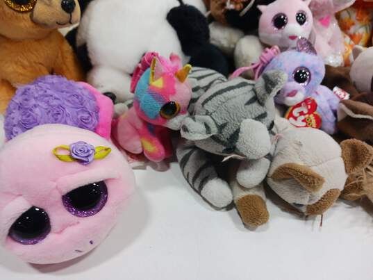 Lot of Assorted Ty Beanie Babies & Beanie Boos image number 6