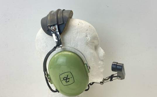 David Clark Unknown Aviation Headset for Parts / Repair image number 1