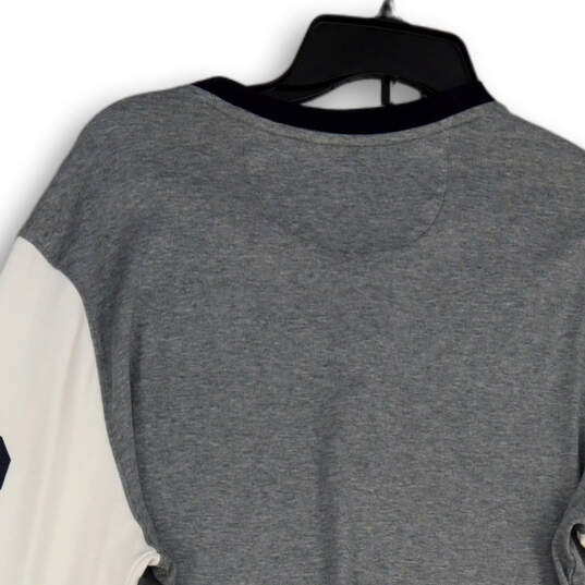 Mens Gray White Long Sleeve V-Neck Regular Fit Button Front T-Shirt Size L image number 4