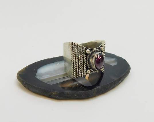 Bali Style Sterling Silver Garnet Dotted Ring 6.2g image number 2