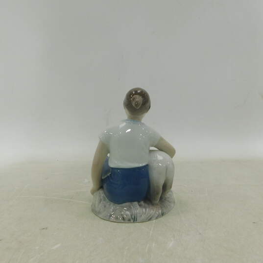 BG Bing Grøndahl Porcelain Figurine Girl w/ Lamb #2336 image number 2