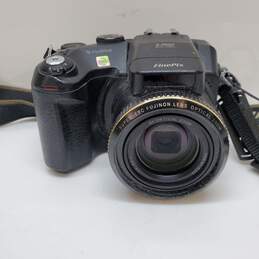 Fujifilm FinePix S Series S7000 6.3MP Digital Camera alternative image