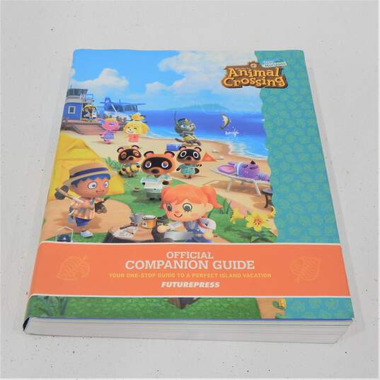 Animal Crossing New Horizons Official Companion Guide image number 1