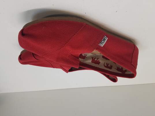 TOMS Women's Red Canvas Classic Shoes Sz. 7 image number 1