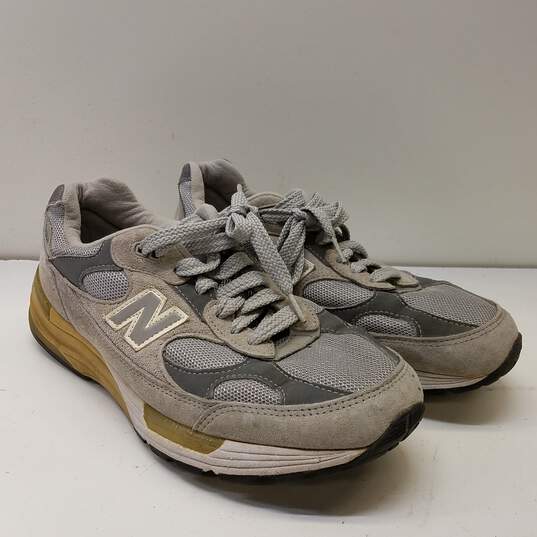 New Balance 992 Made in USA Grey Athletic Shoes Men's Size 8 image number 3