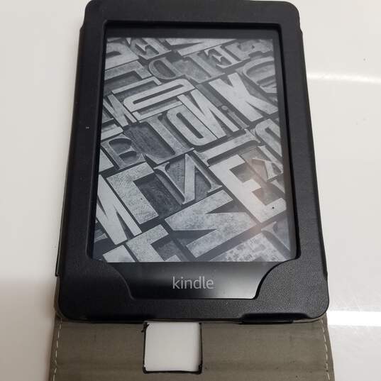 Amazon Kindle Paperweight 10th Gen 8GB P/R image number 2