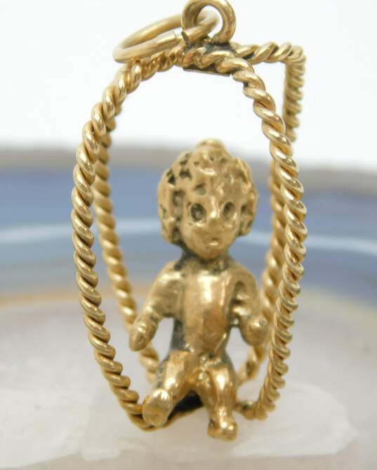14K Gold Unique Child Baby Figural Rope Wire Swing Pendant 5.8g image number 5