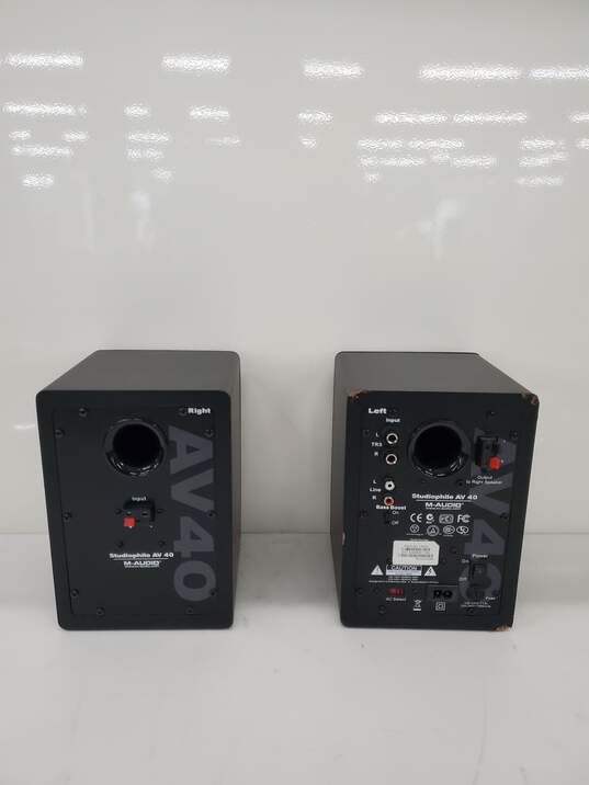 M-Audio AV40 Studio/Desktop Monitor Speaker Untested image number 2
