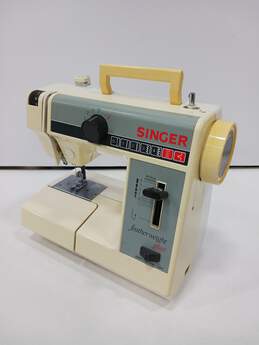 Singer 324 Sewing Machine
