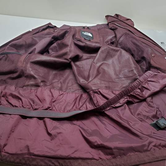 The North Face Women's Windbreaker Jacket, Sz L image number 2