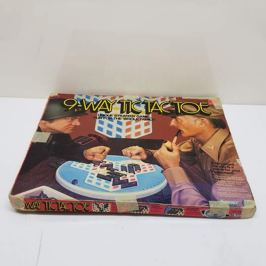 Vintage Kenner Boardgame 9-Way Tic Tac Toe image number 1
