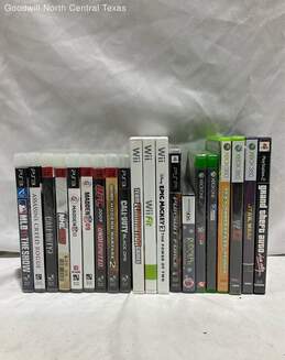 Lot of 20 Video Games - Multi System