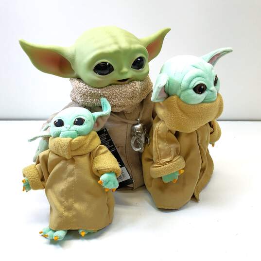 Star Wars The Mandalorian The Child Baby Yoda Plushies Lot of 3 image number 1