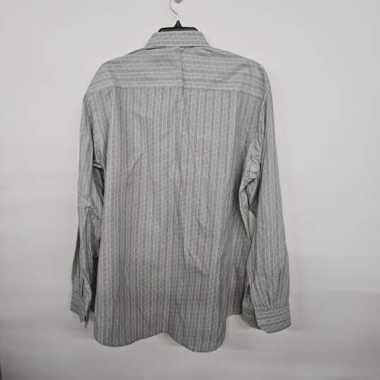 Gray Button Up Collared Shirt image number 2