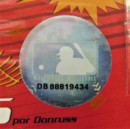 2002 Donruss Super Estrellas Del Beisbol Baseball Cards Sealed Box alternative image