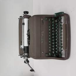VTG Antique Royal Manual Typewriter